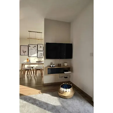 Apartament Superbe T3 Cosy, Parking Gratuit + Balcon