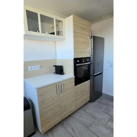 Superbe T3 Cosy, Parking Gratuit + Balcon Riom