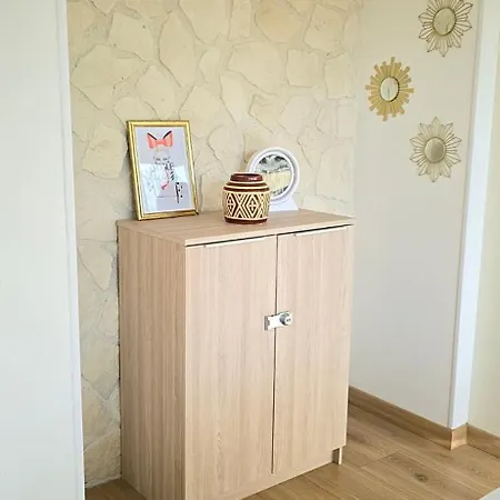 Apartment Superbe T3 Cosy, Parking Gratuit + Balcon Riom
